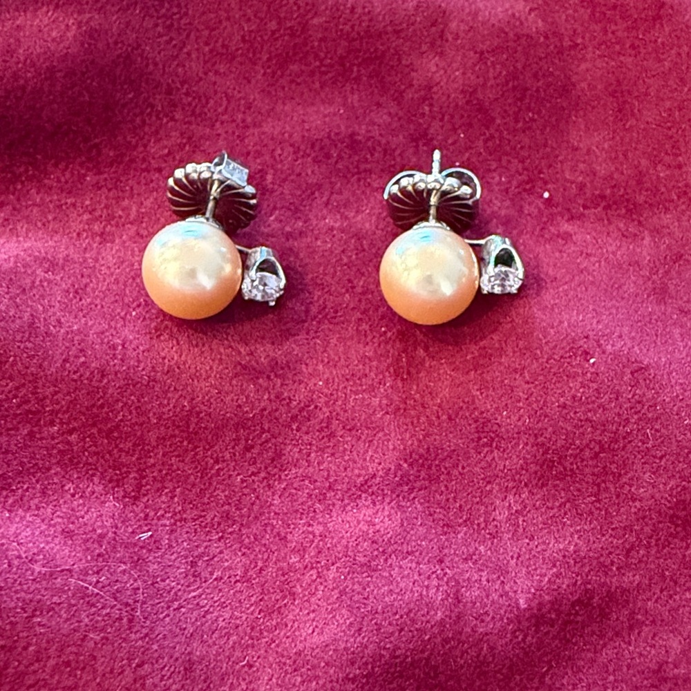 Elegant Gold Cultured Pearl Earrings